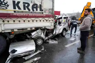 Ankara'da Kar Kazası: Sürücü Hayatını Kaybetti