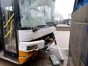Ankara Çubuk'ta 33 Yaralı Zincirleme Kaza
