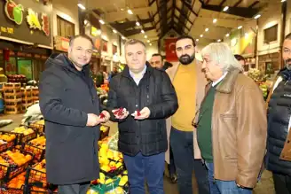 Baki Demirbaş, Hal Esnafını Ziyaret Etti