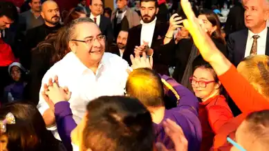 Keçiören'de Özel Gereksinimlilerle Yılbaşı Kutlaması