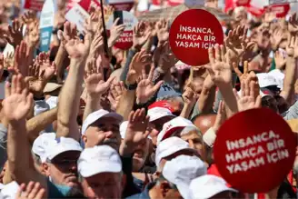 Emekçilerden 'Geçinemiyoruz' Protestosu