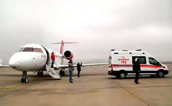 Muş'tan İki Hasta Ambulans Uçakla Ankara'ya Sevk Edildi