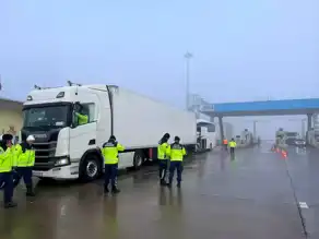Niğde'de Otobüs-Tır Kazası: 8 Yaralı