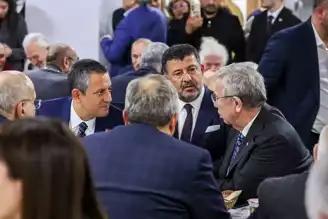 Özgür Özel, Ağbaba'nın Babası İçin Taziyede