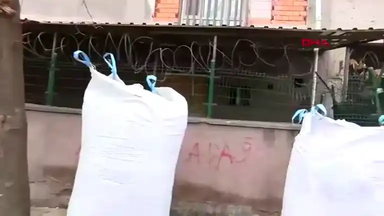 Ankara Altındağ'da Atık Deposu Yandı!