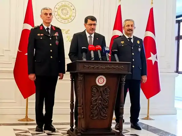 Ankara'da Yılbaşı Güvenliği İçin 20 Bin Personel
