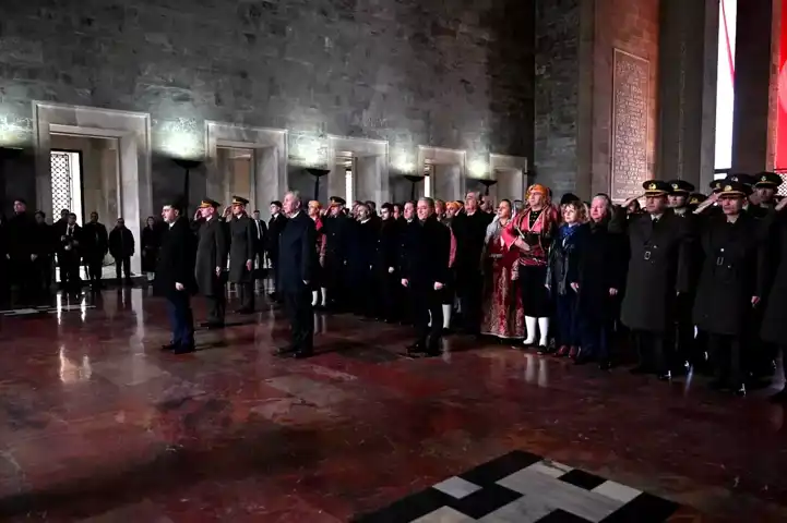 Atatürk'ün Ankara'ya Gelişinin 105. Yılı Anıtkabir'de Anıldı