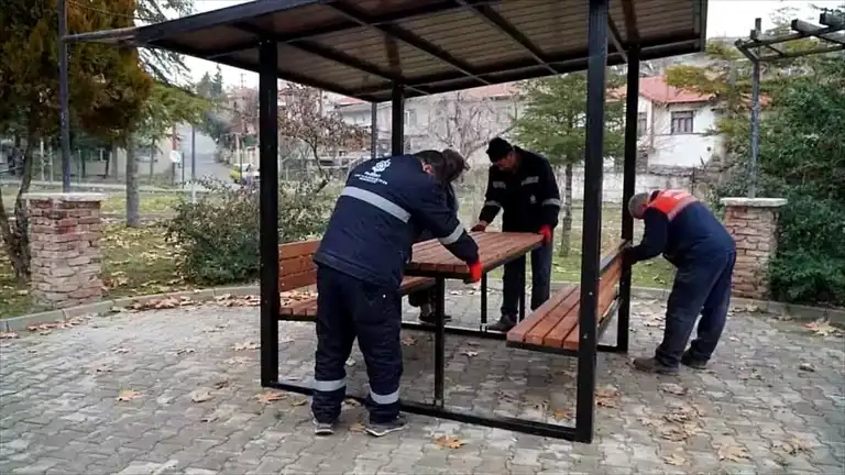 Beypazarı'nda Şehitler Anısına Park Bakımı