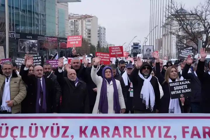 Erkeklerin Kadına Şiddete Karşı Harekete Geçmesi Çağrısı
