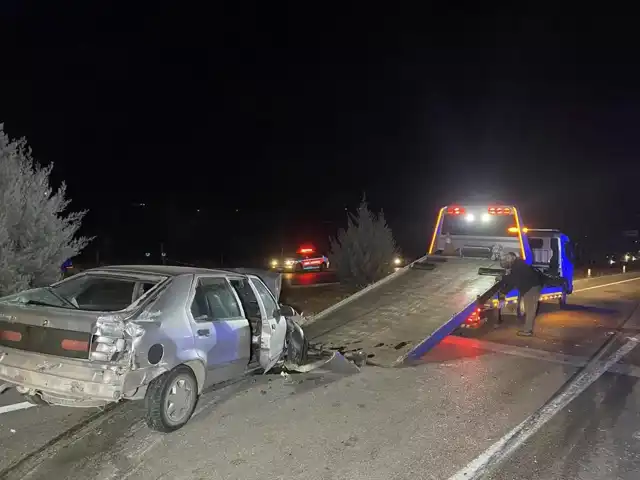 Manisa'da Üç Araçlı Zincirleme Kaza