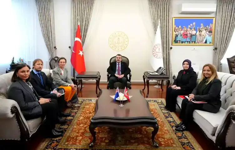 Bakan Tekin, Üç Ülkeden Eğitim İş Birliği Görüşmeleri Yürüttü