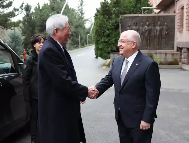 Bakan Güler, Asya Ülkesinden Bakanla Görüştü