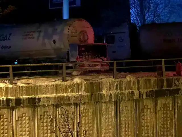 Sincan'da LPG Tankeri Sızıntısı: Yol Kapalı!
