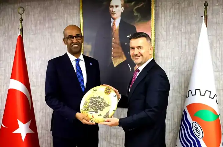 Somali, Mersin Yatırımcılarına Kapılarını Açıyor