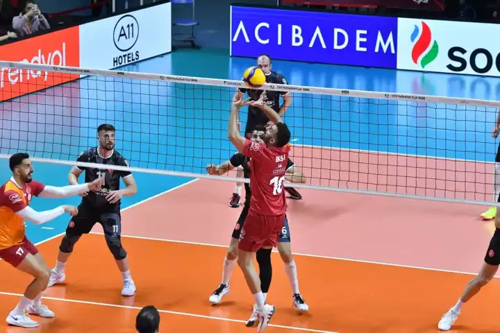 Voleybolda Heyecanlı Maç: Takım A, Takım B'yi 3-1 Yendi!